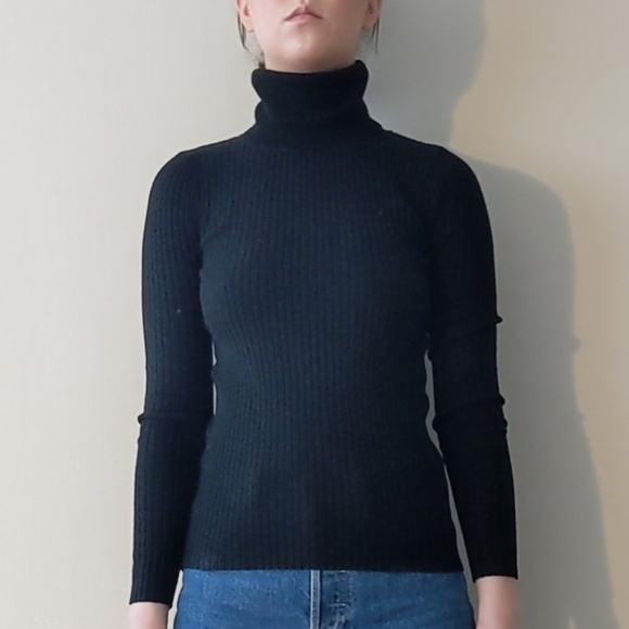 Black Ribbed Turtleneck - Picture 5 of 5